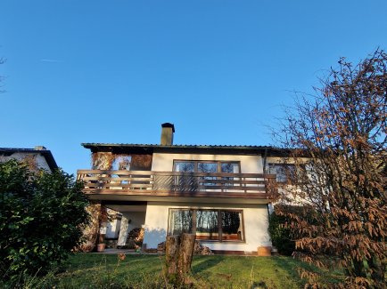 Aussen-Hinten-Souterrainwohnung